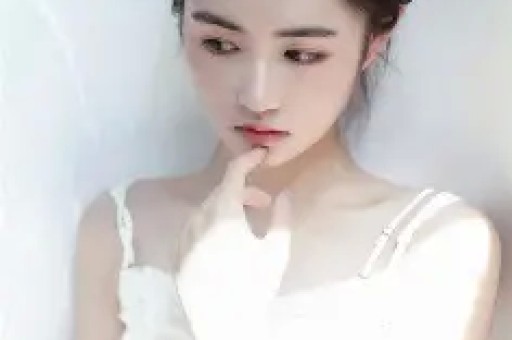 小红书被约谈赵露思冲上热搜在小红书上霸榜神一样的存在