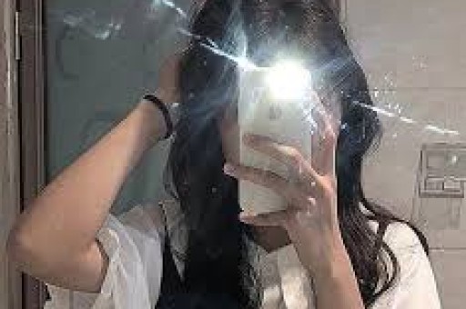 小红书整治“抓紧开通港美股”违规内容